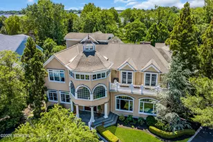 600 Little Silver Point Rd, Little Silver, NJ 07739 - Photo 1