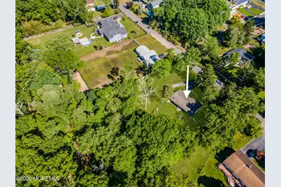 416 Oak Tree Road, Freehold, NJ 07728 - Photo 37