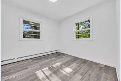 416 Oak Tree Road, Freehold, NJ 07728 - Photo 19