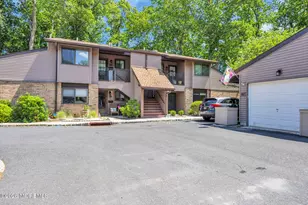 46 Friendship Ct, Red Bank, NJ 07701 - Photo 1