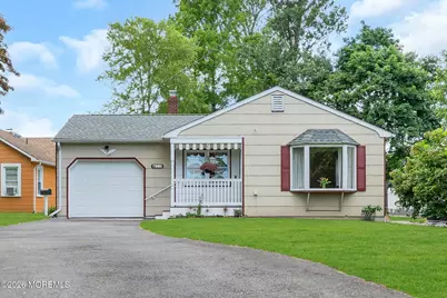 19 Newark Avenue, Manasquan, NJ 08736 - Photo 1