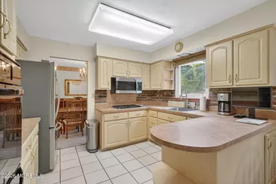 4 Duncan Drive, Morganville, NJ 07751 - Photo 13