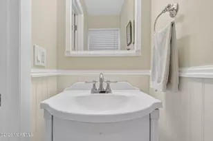 4 Duncan Dr, Morganville, NJ 07751 - Photo 19