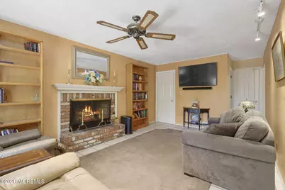4 Duncan Drive, Morganville, NJ 07751 - Photo 7