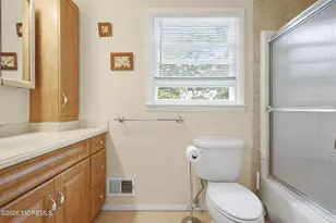 4 Duncan Dr, Morganville, NJ 07751 - Photo 21