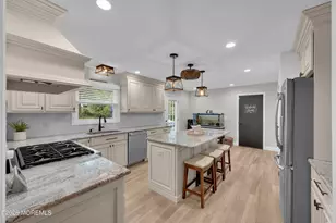 33 Baldwin Ave, Morganville, NJ 07751 - Photo 11