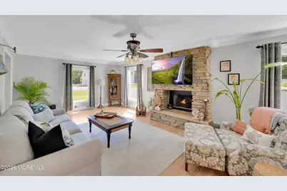 33 Baldwin Avenue, Morganville, NJ 07751 - Photo 7