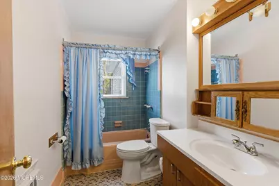 117 E Caranetta Drive, Lakewood, NJ 08701 - Photo 25