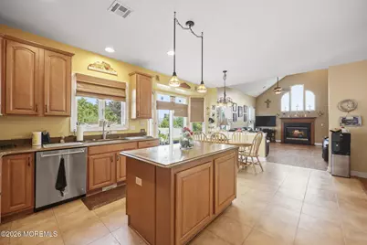 19 Chambry Court, Freehold, NJ 07728 - Photo 9