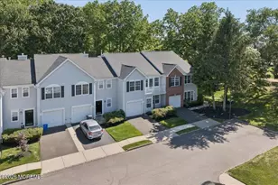 3 Whitemarsh Dr, Manalapan Township, NJ 07726 - Photo 3