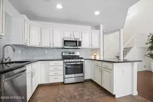 3 Whitemarsh Dr, Manalapan Township, NJ 07726 - Photo 15