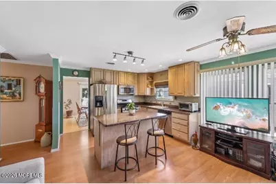 22 Cabrillo Boulevard, Toms River Township, NJ 08757 - Photo 17