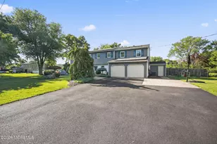 4 Canadian Woods Rd, Marlboro Township, NJ 07746 - Photo 37