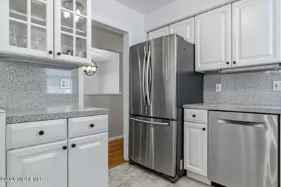 25-27 W 6th Street, Bayonne, NJ 07002 - Photo 11