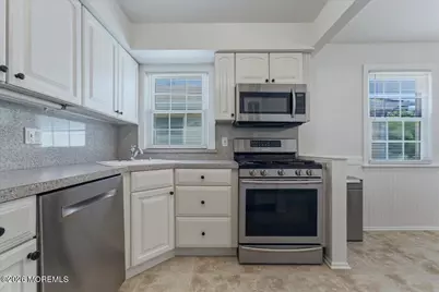 25-27 W 6th Street, Bayonne, NJ 07002 - Photo 9