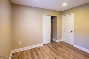 34 Harbor Cir, Freehold, NJ 07728 - Photo 17