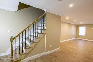 34 Harbor Cir, Freehold, NJ 07728 - Photo 7