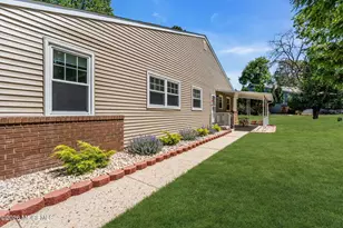 20B Sunset Rd, Whiting, NJ 08759 - Photo 5