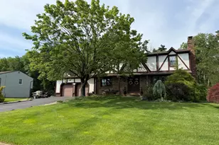 49 Prescott Pl, Freehold, NJ 07728 - Photo 3