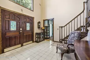 26 Crosswicks Ellisdale Rd, North Hanover Township, NJ 08016 - Photo 3