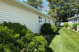 42 Lauren Ln, Brick, NJ 08723 - Photo 3