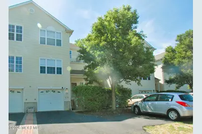 574 Beachway Avenue #7, Keansburg, NJ 07734 - Photo 1
