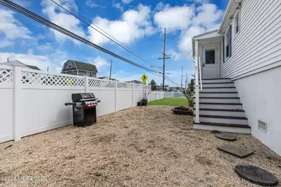 301 W Kupper Drive, Normandy Beach, NJ 08739 - Photo 35