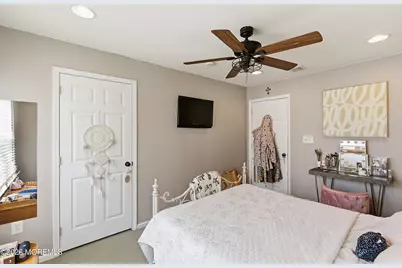199 Crooked Stick Court, Howell Township, NJ 07731 - Photo 17
