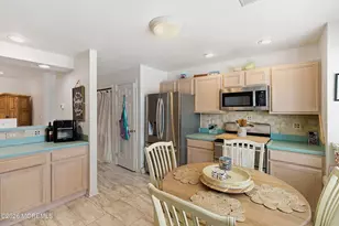 199 Crooked Stick Ct, Howell Township, NJ 07731 - Photo 9