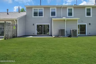 86 Holly Dr, Eatontown, NJ 07724 - Photo 21