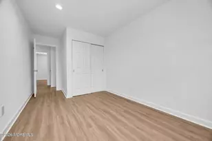 86 Holly Dr, Eatontown, NJ 07724 - Photo 17