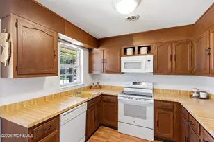 21 Cambridge Circle, Manchester Township, NJ 08759 - Photo 3