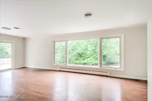 699 Aldrich Rd, Howell Township, NJ 07731 - Photo 9