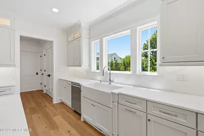 8 Pocahontas Avenue, Oceanport, NJ 07757 - Photo 9
