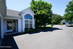 21 Tudor Ct, Jackson, NJ 08527 - Photo 3