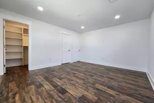105 Summit Ave, Belford, NJ 07718 - Photo 9