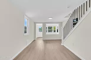 1211 Bryant Ave, Toms River Township, NJ 08753 - Photo 9