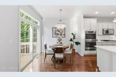 330 Princeton Court, Shrewsbury, NJ 07702 - Photo 9
