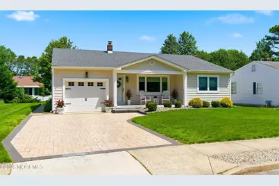16 Crescent Drive, Toms River Township, NJ 08757 - Photo 3
