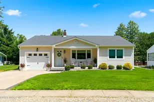 16 Crescent Dr, Toms River Township, NJ 08757 - Photo 1