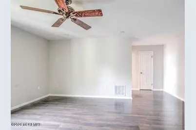 20 Tower Hill Drive #1009, Red Bank, NJ 07701 - Photo 15