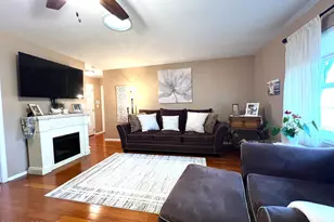 258 Jefferson Ct, Lakewood, NJ 08701 - Photo 1