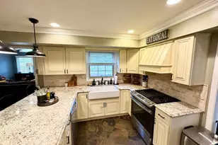 18 Providence Ln, Howell Township, NJ 07731 - Photo 15