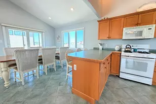 212 N Barnegat Ave, Surf City, NJ 08008 - Photo 9