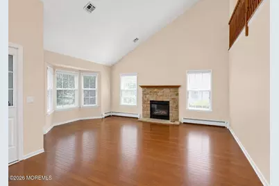 52 Skyline Drive, Lakewood, NJ 08701 - Photo 5