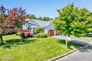 52 Skyline Dr, Lakewood, NJ 08701 - Photo 29