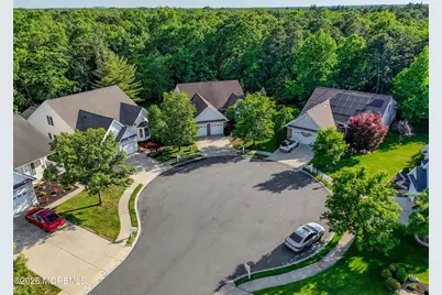 7 Oakhill Court, Jackson, NJ 08527 - Photo 5