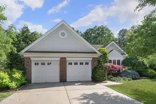 7 Oakhill Ct, Jackson, NJ 08527 - Photo 3