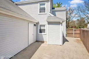 6 Stowe Ct, Freehold, NJ 07728 - Photo 3