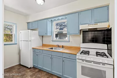 1105 NE Emory Street #2, Asbury Park, NJ 07712 - Photo 5